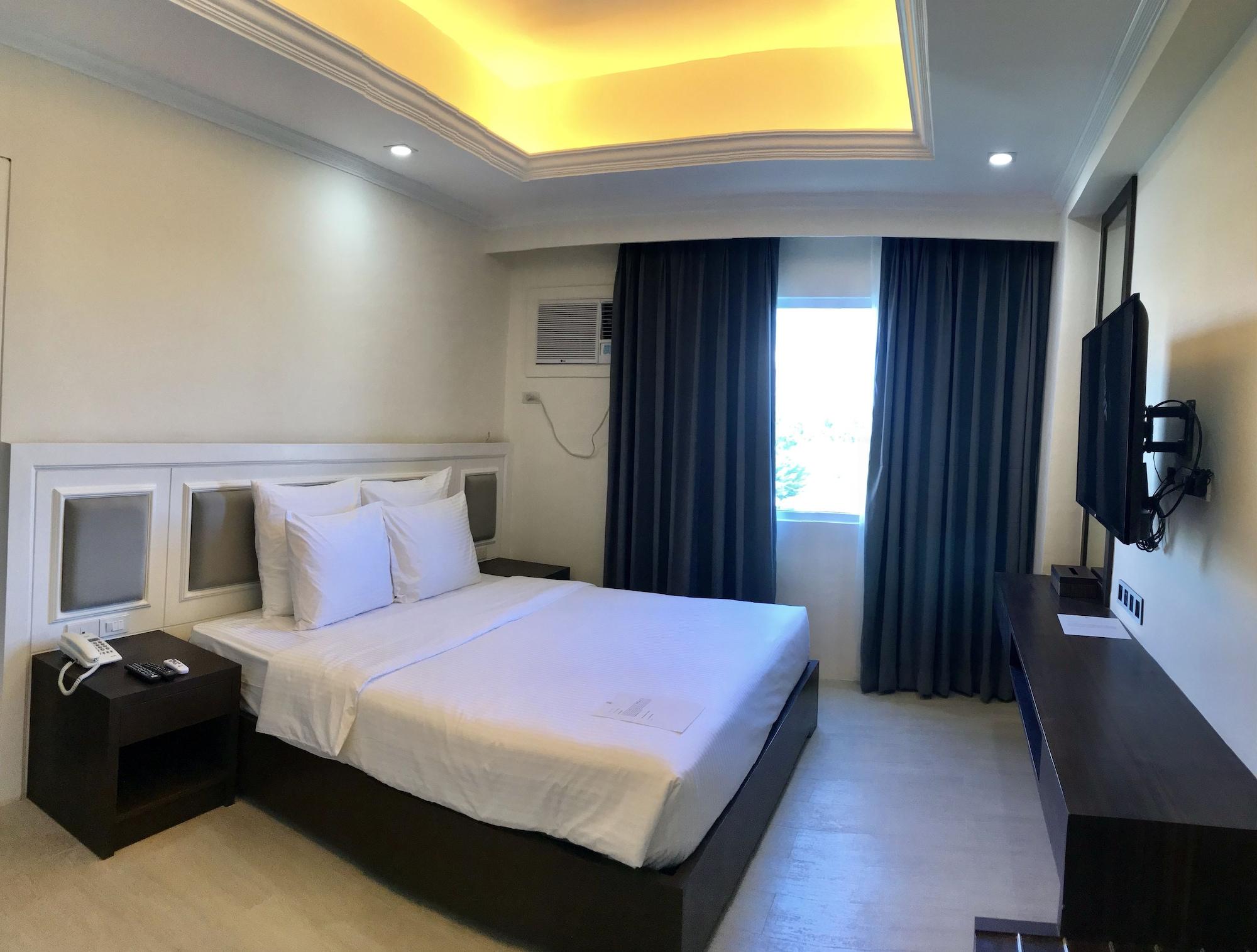 Sotogrande Iloilo Hotel Eksteriør billede