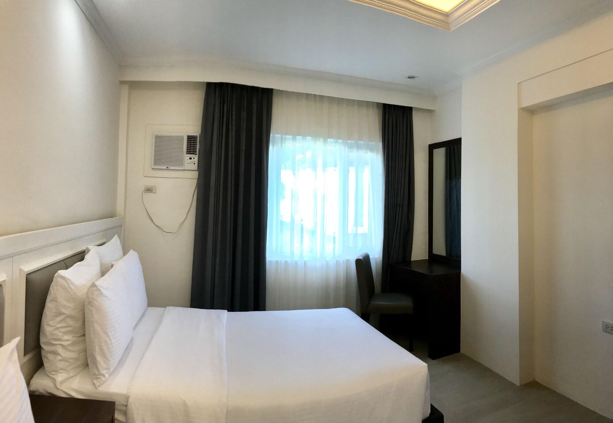 Sotogrande Iloilo Hotel Eksteriør billede