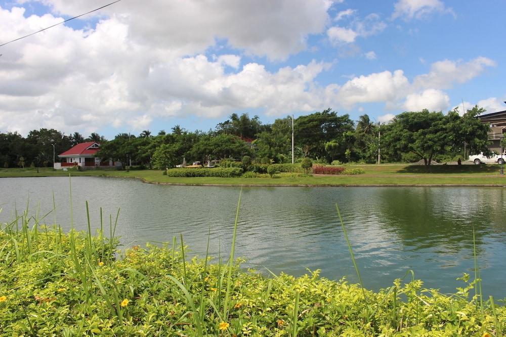 Sotogrande Iloilo Hotel Eksteriør billede