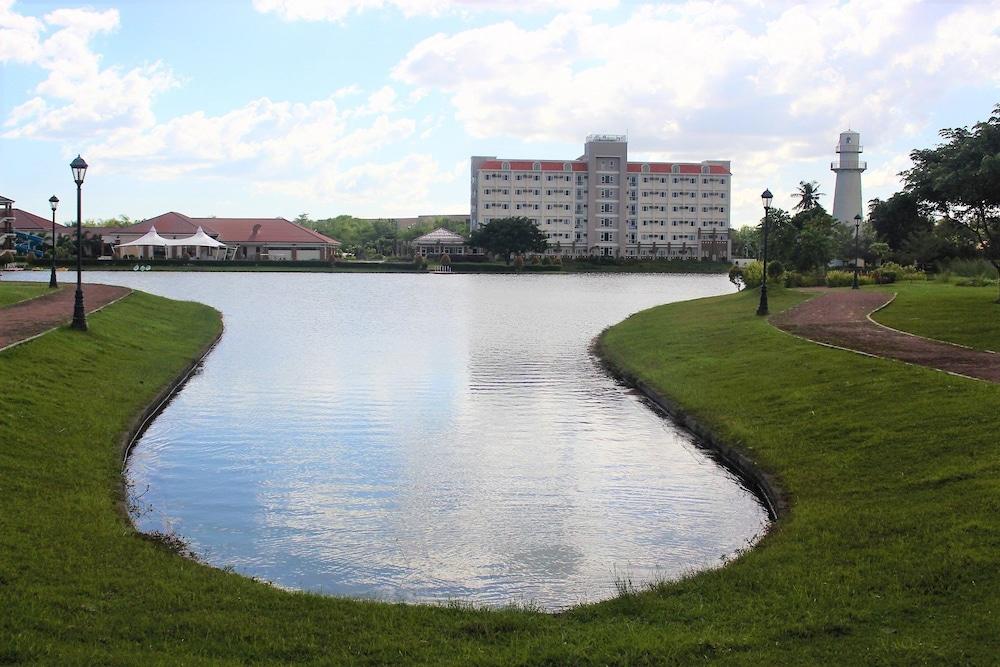 Sotogrande Iloilo Hotel Eksteriør billede