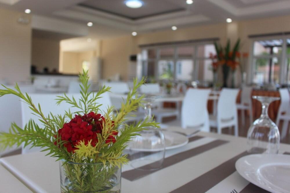 Sotogrande Iloilo Hotel Eksteriør billede