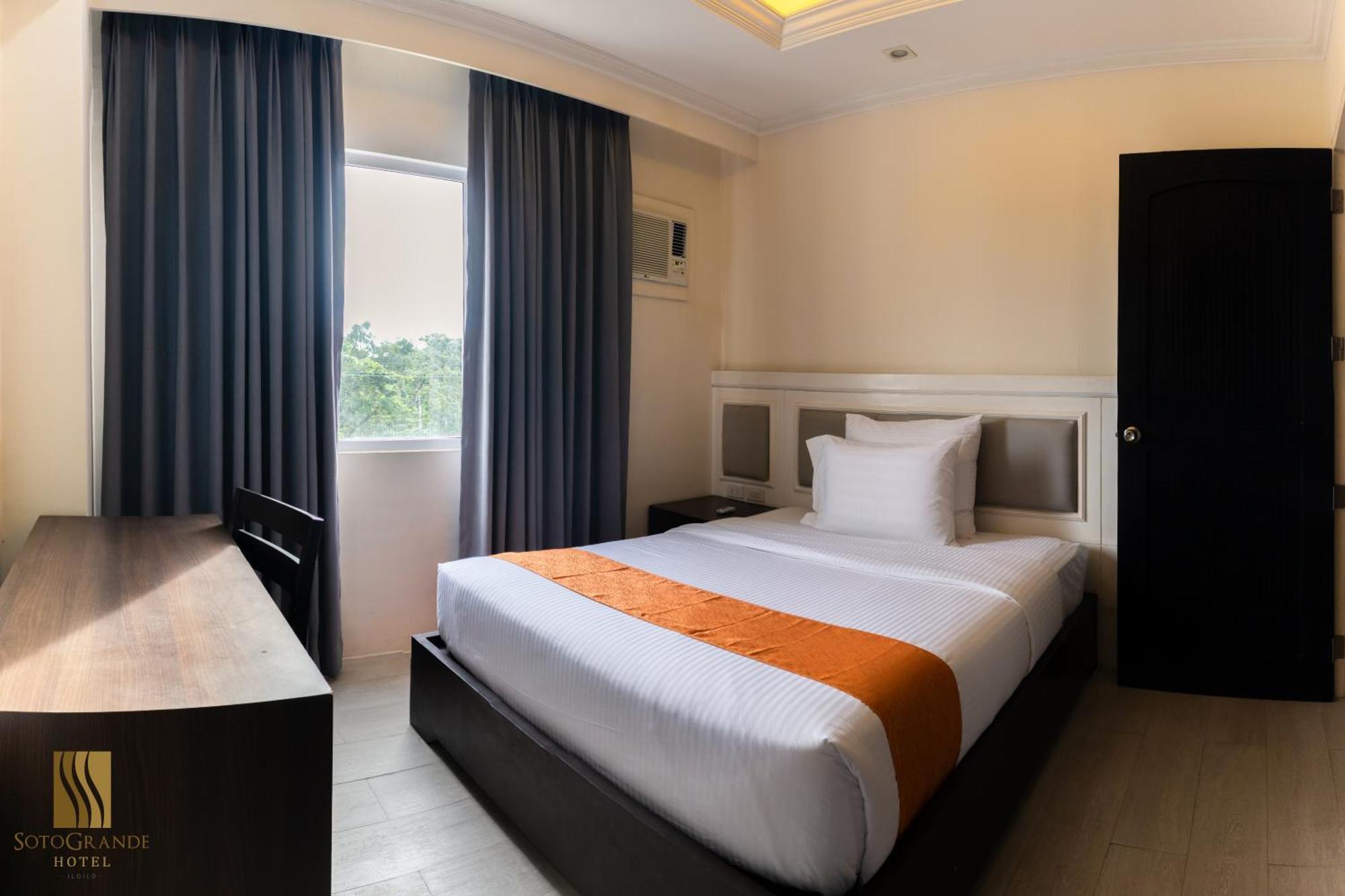 Sotogrande Iloilo Hotel Eksteriør billede